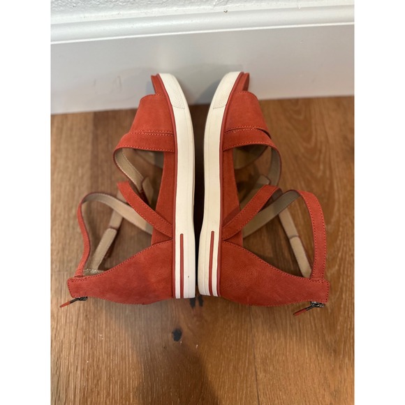 Eileen Fisher Coral Suede Wedge Sandals Women ZIP Closure Ankle Strap Size 8.5 - Picture 4 of 6